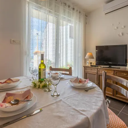 Apartment Slavka Crikvenica Exterior photo
